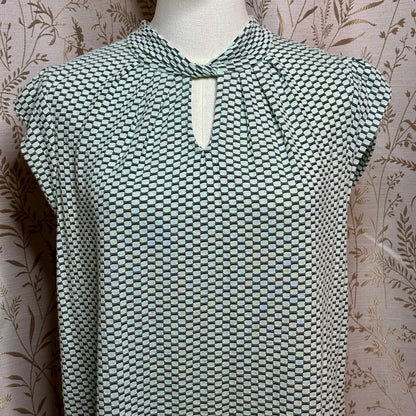 ELLE Green Twist Keyhole Top L Micro Pattern OfficeSiren Retro Romantic Academia