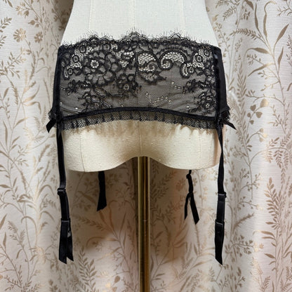 Victoria's Secret Womens Black Lace Garter Belt L Boudoir Sexy Vampy Coquette