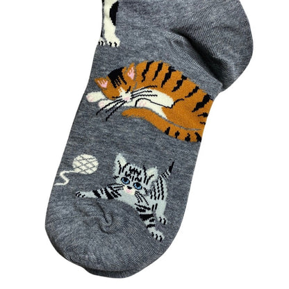Blue Q "People I Love: Cats" Crew Socks NWT Gray Cotton Calico Tabby Kitten