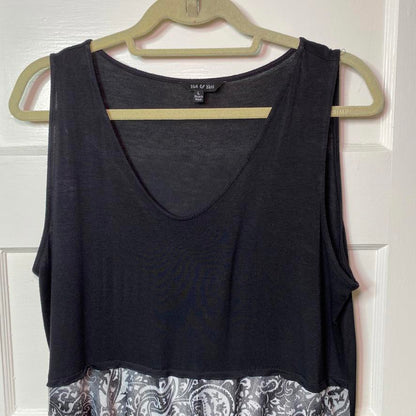 Yak & Yeti Lightweight Black and Paisley Layered Tank Top Large Womens Classic