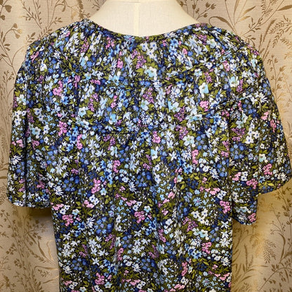 Old Navy Floral Cotton Blouse XL Cottagecore Boho Dark Floral Grandmacore Fairy