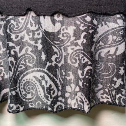 Yak & Yeti Lightweight Black and Paisley Layered Tank Top Large Womens Classic