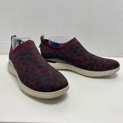 Rockport Slip-On Sneakers Womens 8.5 Athleisure Leopard Outdoor Relaxed Sporty