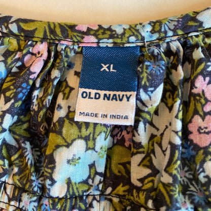 Old Navy Floral Cotton Blouse XL Cottagecore Boho Dark Floral Grandmacore Fairy