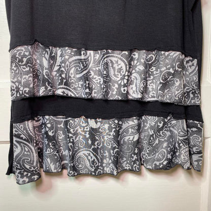 Yak & Yeti Lightweight Black and Paisley Layered Tank Top Large Womens Classic