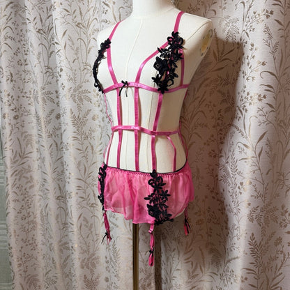Fredericks of Hollywood Pink Cage Teddy Romper L/XL Coquette Boudoir Romantic