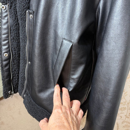 Levi's Faux Leather Sherpa Aviator Jacket Women XL Bomber Moto Biker Streetwear