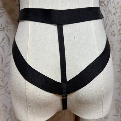 Victorias Secret Women Black Strappy Cage Teddy Bodysuit Large Boudoir Vampy