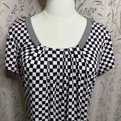 New York & Company Checkered Scoop Neck Pleated Top Women L Stretch Thrashed