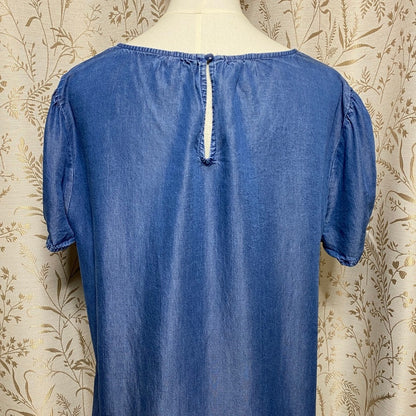 LC Lauren Conrad Chambray Lyocell Top Large Blue Soft Boho Coastal Minimalist