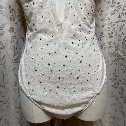 Victorias Secret White Lace Rhinestone Cheeky Teddy M/L Low Back Bridal Coquette