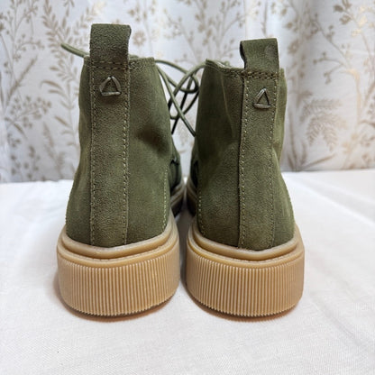 Kelsi Dagger Palisade Green Suede Chukka Booties Womens 11 Gorpcore Boho Earthy