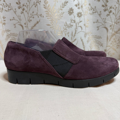 Clarks Artisan Daelyn Monarch Suede Slip-On Loafers Women 11 Purple Comfort NWT