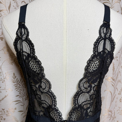 Victorias Secret Black Lace Plunge Teddy Womens L Sexy Sirencore Dark Coquette
